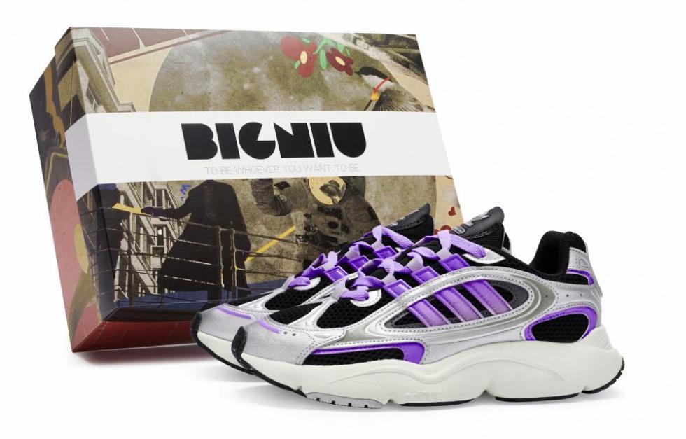 Adidas Originals Ozmillen Cushioned Slip-Resistant Low-Top Casual Running Shoes Unisex Silver Black Purple
