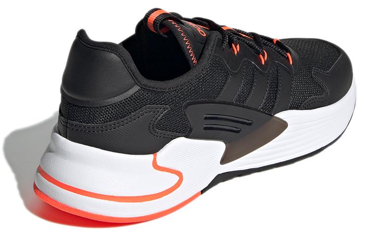Adidas Roamer 'Black Orange' купить в интернет-магазине Yoocart с быстрой доставкой по России.