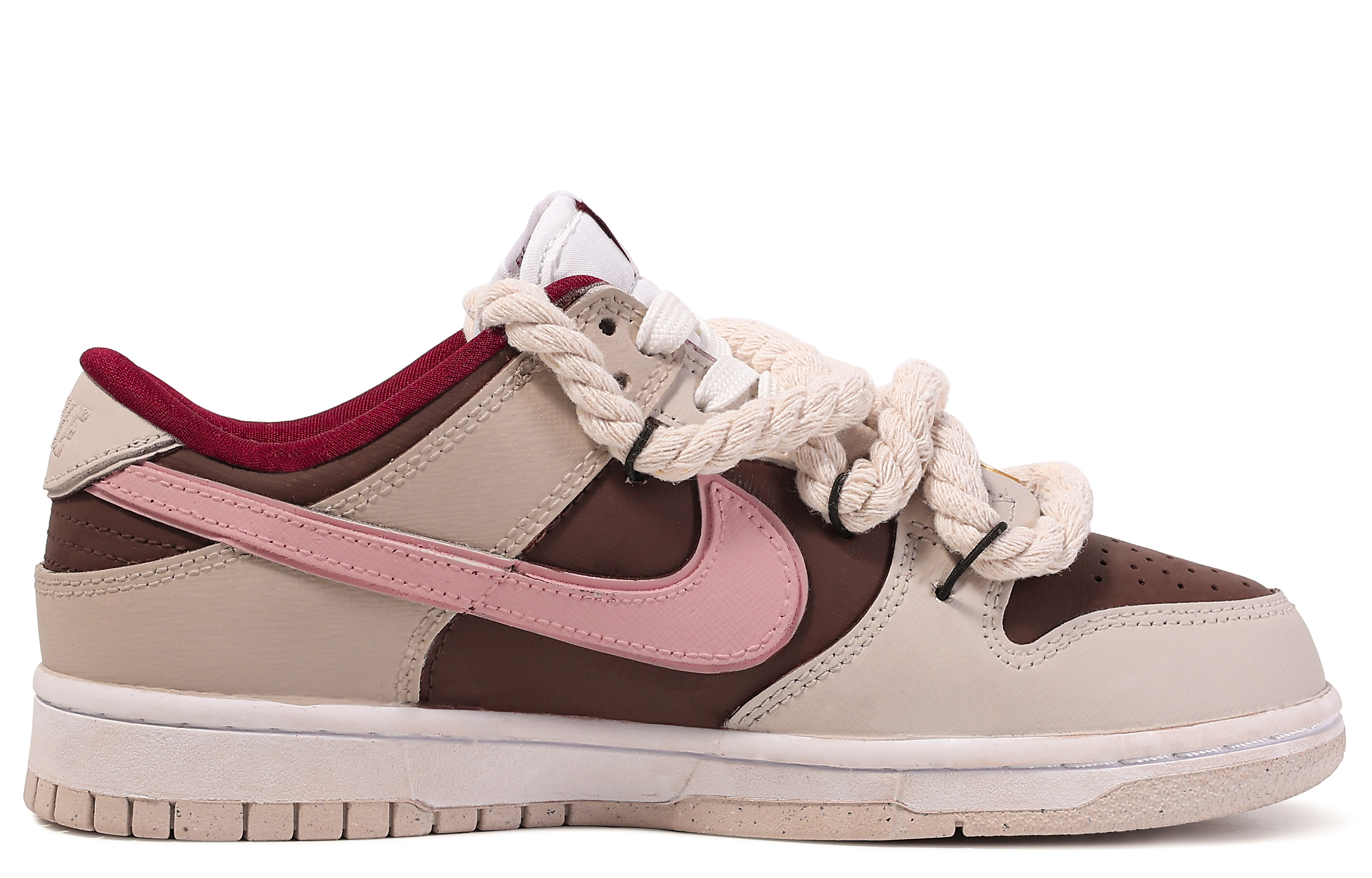 Nike Dunk Low Top Skateboard Shoes Women's Beige Brown Pink купить в интернет-магазине Yoocart с быстрой доставкой по России.