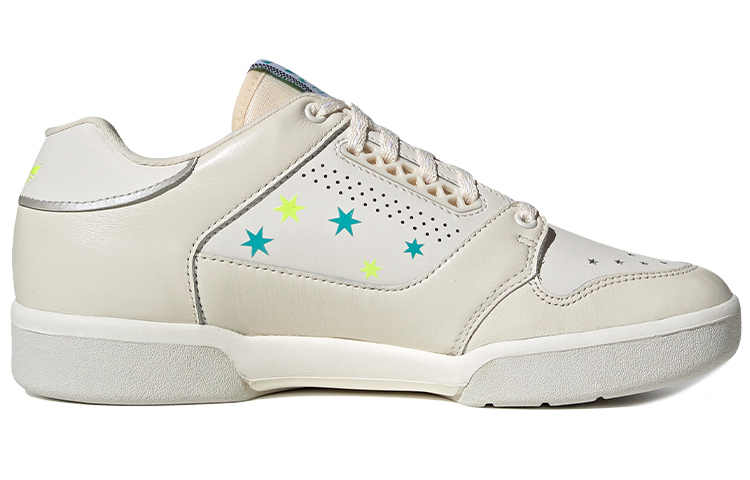 Adidas Originals Slamcourt Slip Resistant Low top Skateboard Shoes Women's Ecru купить в интернет-магазине Yoocart с быстрой доставкой по России.