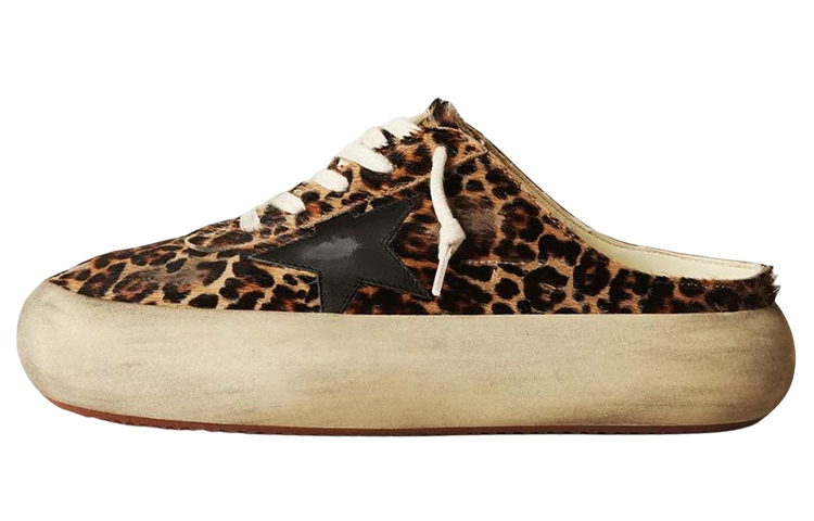 Golden Goose Space-Star Stylish Skateboarding Shoes Women's Beige Brown Vintage Version