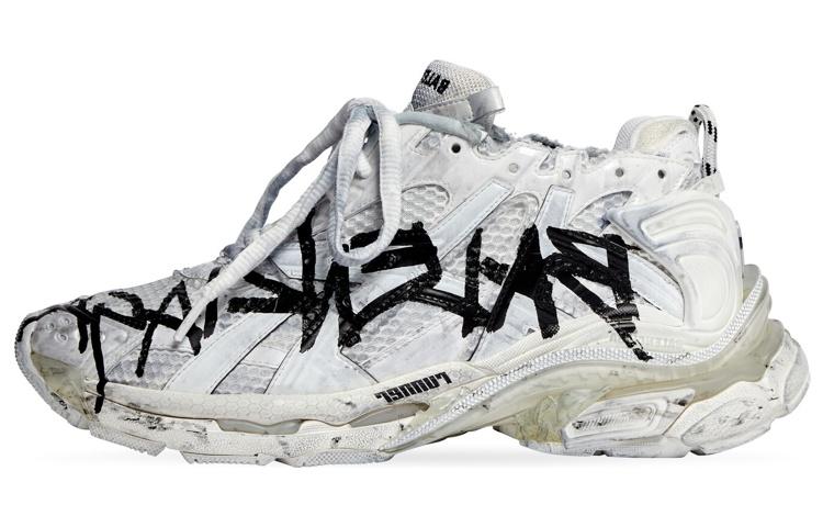 Balenciaga Runner Graffiti White