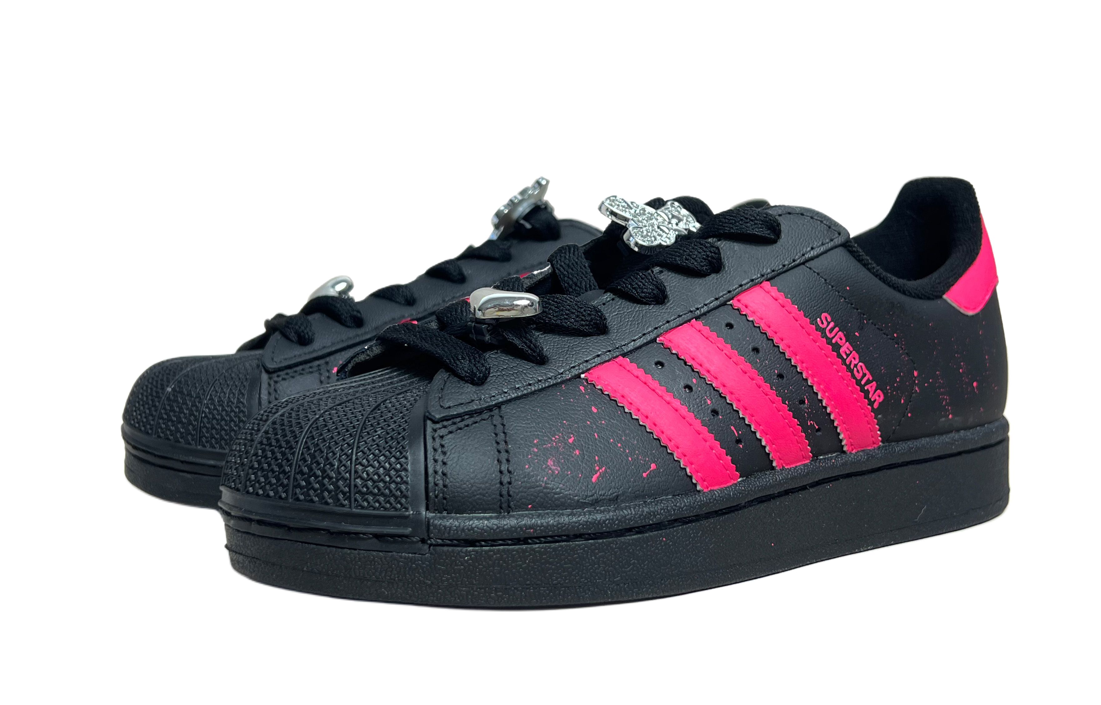 Adidas Originals Superstar 2 Abrasion Resistant Low Top Skateboard Shoes Unisex Black Pink купить в интернет-магазине Yoocart с быстрой доставкой по России.