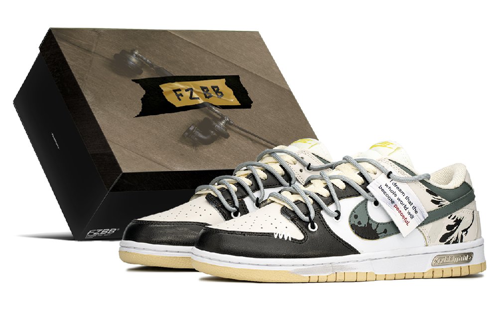 Nike Dunk Slip Resistant, Abrasion Resistant, Lightweight Low Top Skateboard Shoes Men's Beige Black
