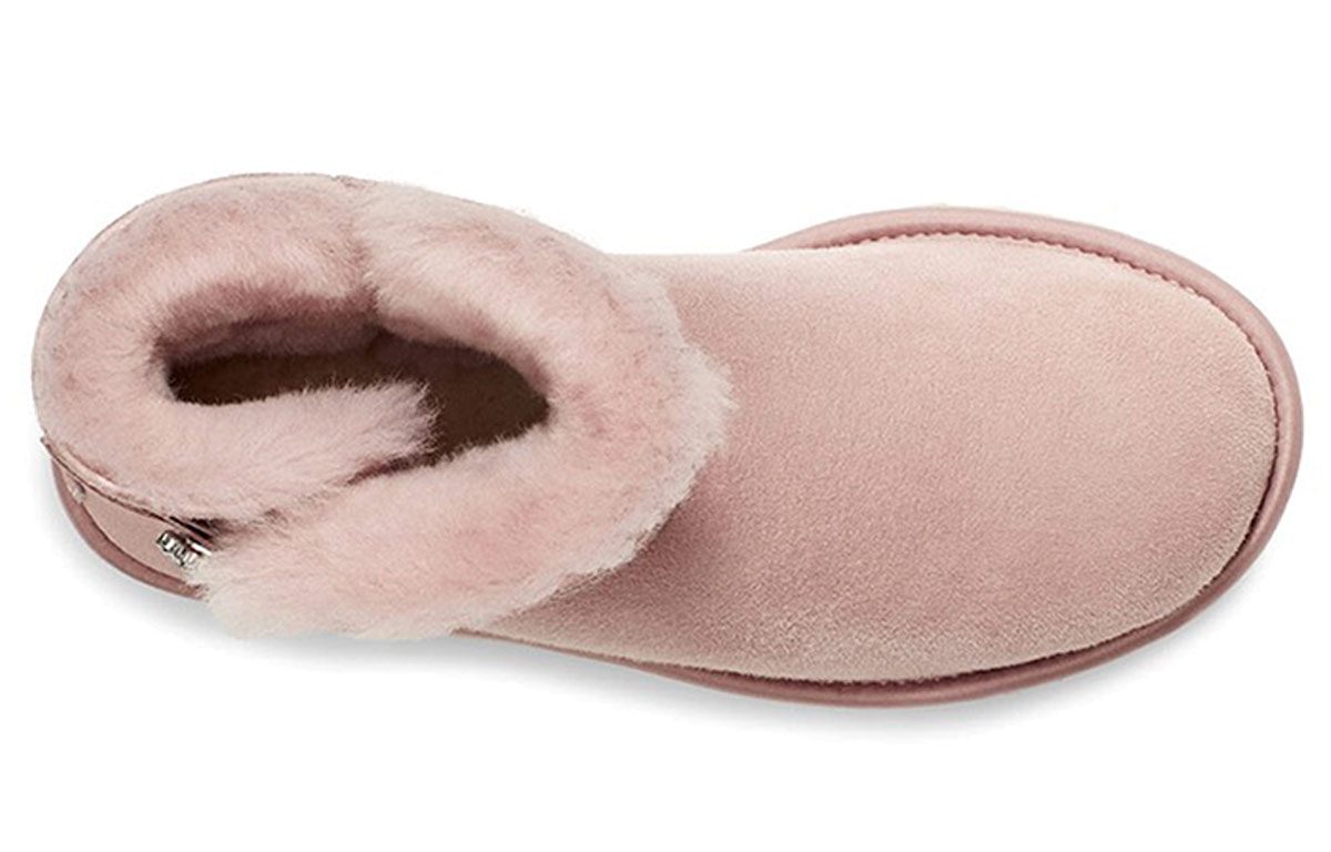 UGG Karlie Brooch 'Pale Pink' Women's купить в интернет-магазине Yoocart с быстрой доставкой по России.