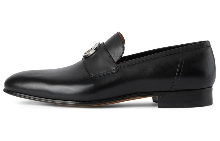 GUCCI Logo Plaque Loafers