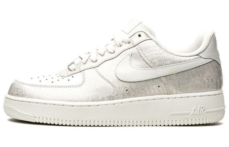Nike Air Force 1 '07 Low 'Swan' Women's