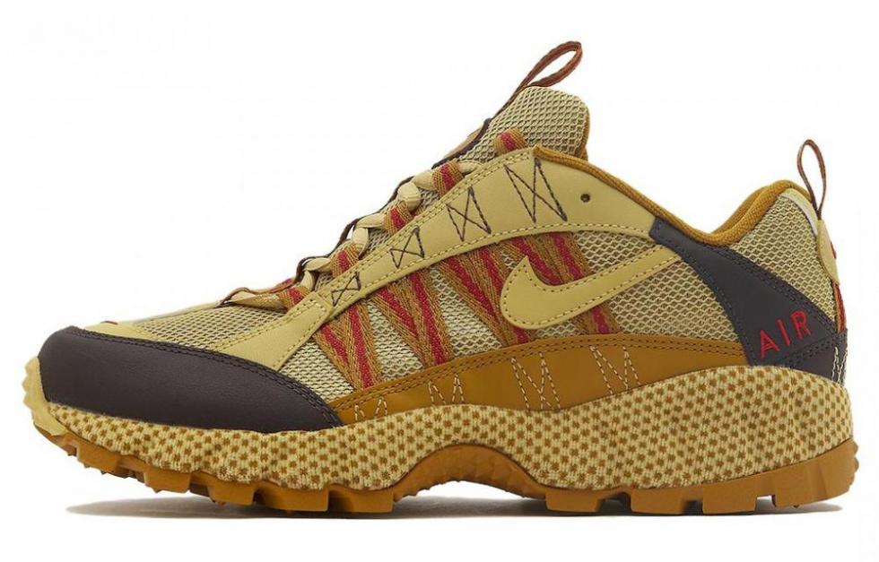 Nike Air Humara Buff Gold