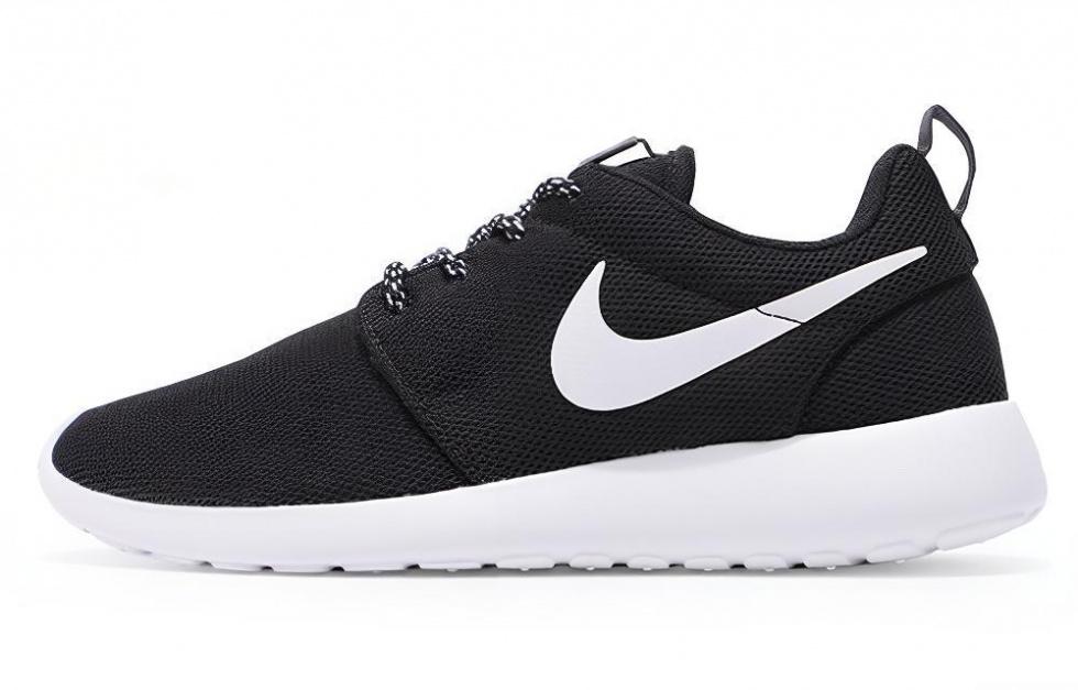 Nike Roshe One Black White Women's