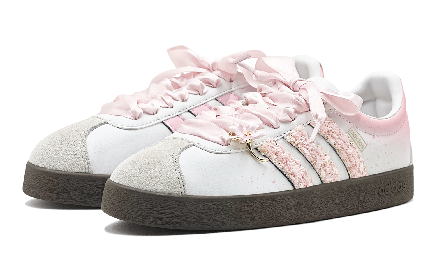 Adidas Vl Court Classic Skateboard Shoes Unisex Low top White купить в интернет-магазине Yoocart с быстрой доставкой по России.