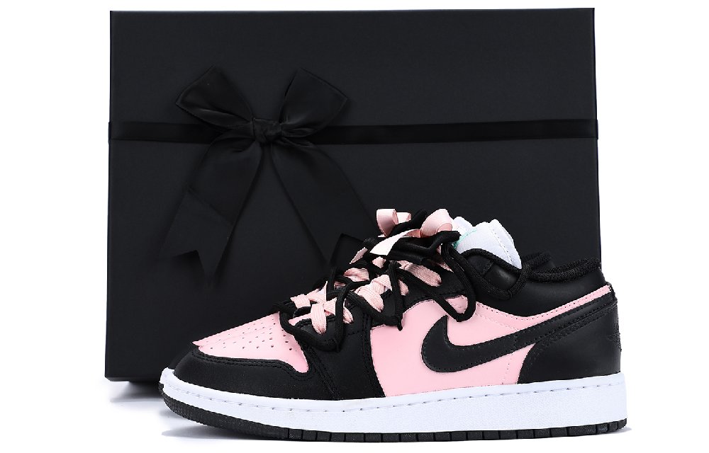 JORDAN Air JORDAN 1 Vintage Basketball Shoes Women's Low-Top Black Pink