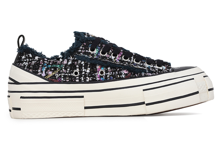 VESSEL Low top Canvas Shoes Unisex Black