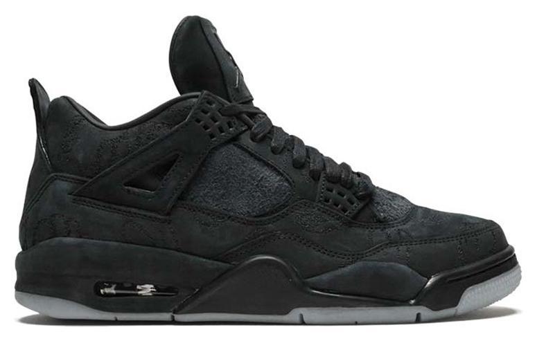 Jordan 4 Retro Kaws Black купить в интернет-магазине Yoocart с быстрой доставкой по России.