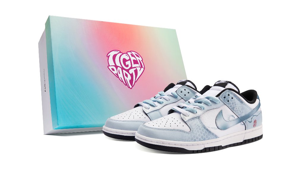 Nike Dunk Anti-Slip Wear-Resistant Low-Top Skateboard Shoes Unisex Blue White