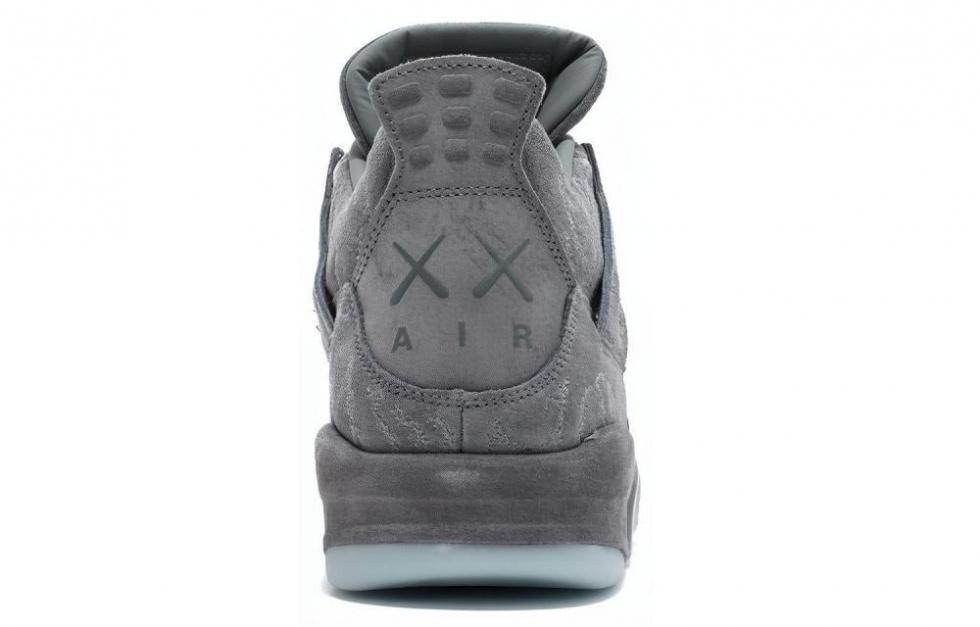Jordan 4 Retro Kaws купить в интернет-магазине Yoocart с быстрой доставкой по России.