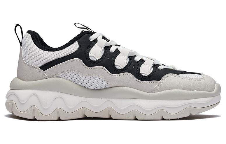 361° Cushioning, Abrasion Resistant, Slip Resistant Low Top Sports Casual Shoes Women's White Black