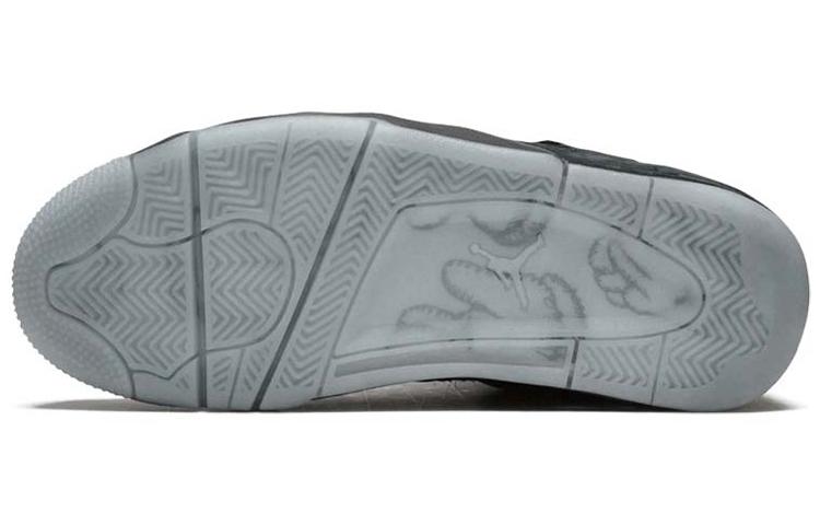 Jordan 4 Retro Kaws Black купить в интернет-магазине Yoocart с быстрой доставкой по России.