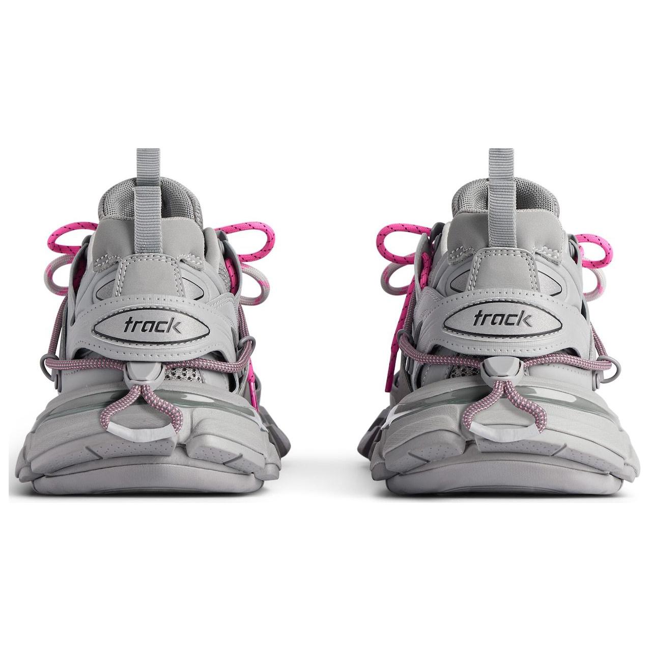 Balenciaga Track Low Top Chunky Sneakers Women's купить в интернет-магазине Yoocart с быстрой доставкой по России.