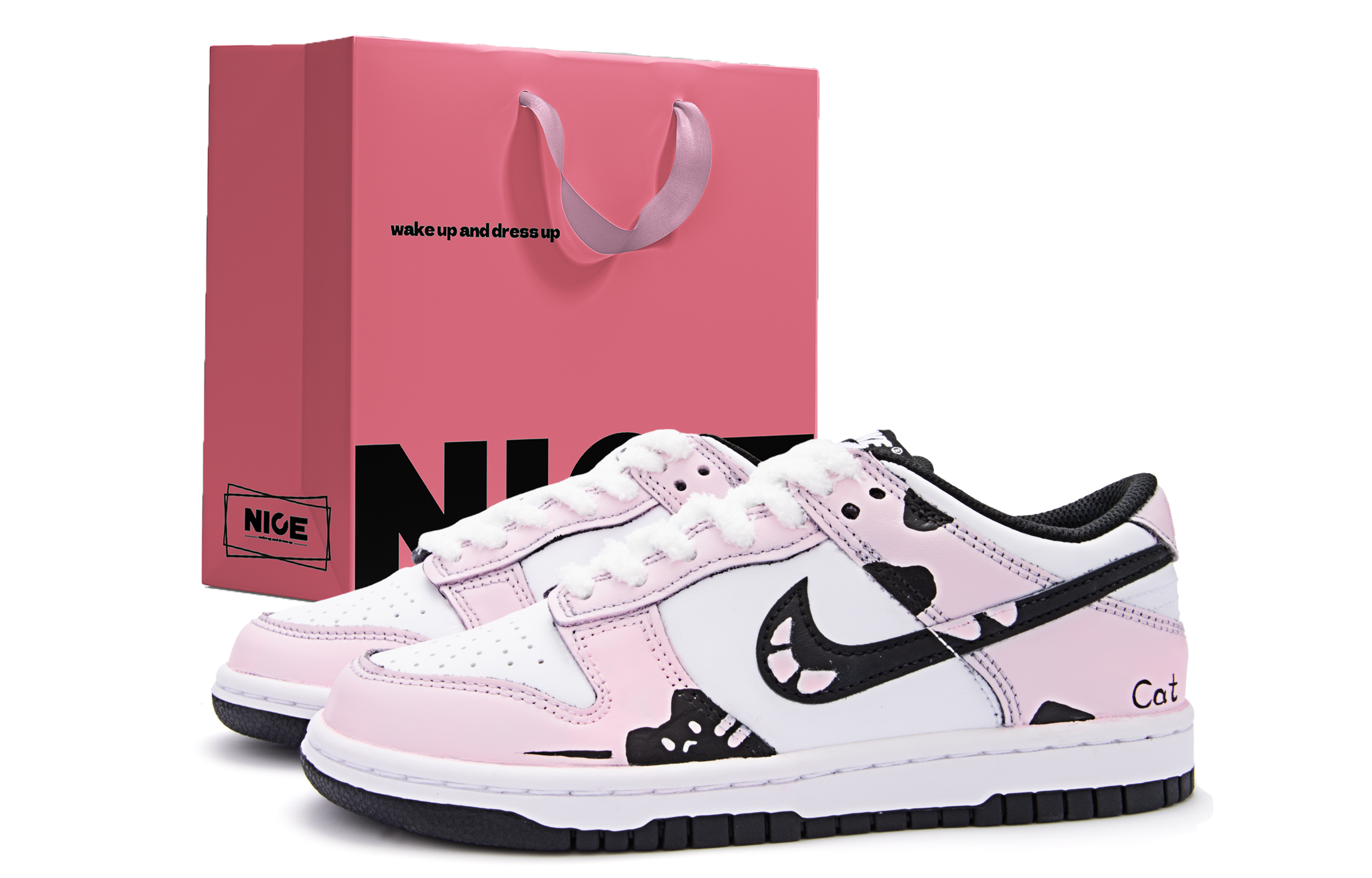 Nike Dunk Slip Resistant Abrasion Resistant Low top Skateboard Shoes Unisex Pink White