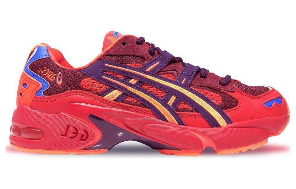 Asics Gel Kayano 5 Vivienne Westwood купить в интернет-магазине Yoocart с быстрой доставкой по России.