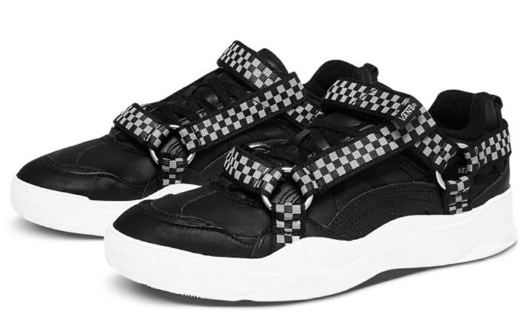 Vans Varix Wc Straps Black купить в интернет-магазине Yoocart с быстрой доставкой по России.