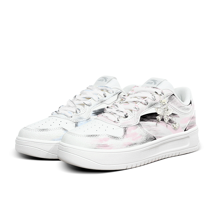 Anta Relaxed Slip Resistant Shock Absorbers Low Top Skateboard Shoes Unisex Pink Blue Mismatched