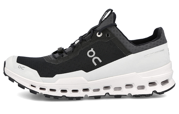 On Running Cloudultra Black White