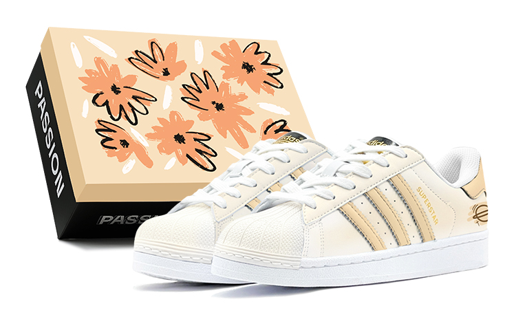 Adidas Originals SUPERSTAR Anti Slip Wear Resistant Low Top Skateboard Shoes Unisex Yellow