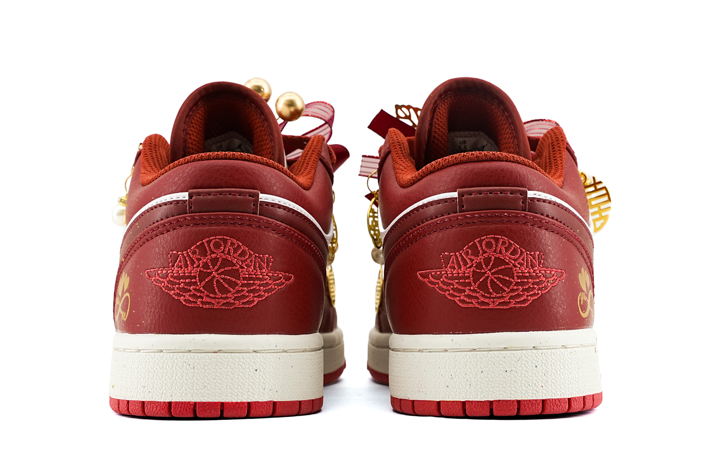 Jordan Air Jordan 1 Low Top Vintage Basketball Shoes Unisex Marriage Red купить в интернет-магазине Yoocart с быстрой доставкой по России.