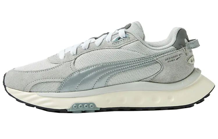 PUMA Wild Rider Low top Casual Shoes