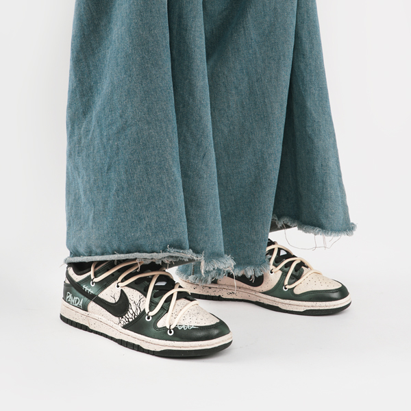 Nike Dunk Low Top Skateboard Shoes Men's Khaki Green Nike Dunk Low Top Skateboard Shoes Men's Khaki Green купить в интернет-магазине Yoocart с быстрой доставкой по России.