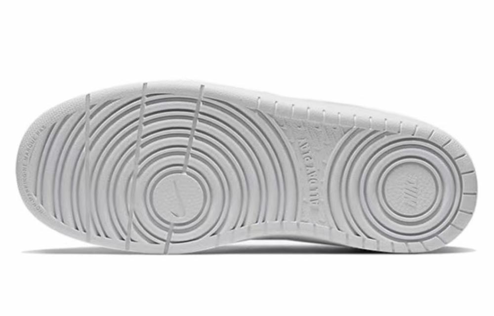 Nike Court Borough 2 Skateboard Shoes Women's Low top White купить в интернет-магазине Yoocart с быстрой доставкой по России.