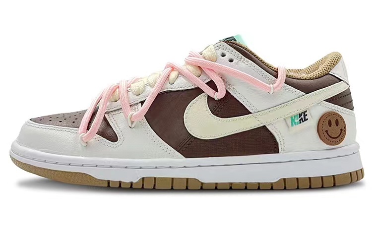 Nike Dunk Low Low-Top Skateboard Shoes GS Brown