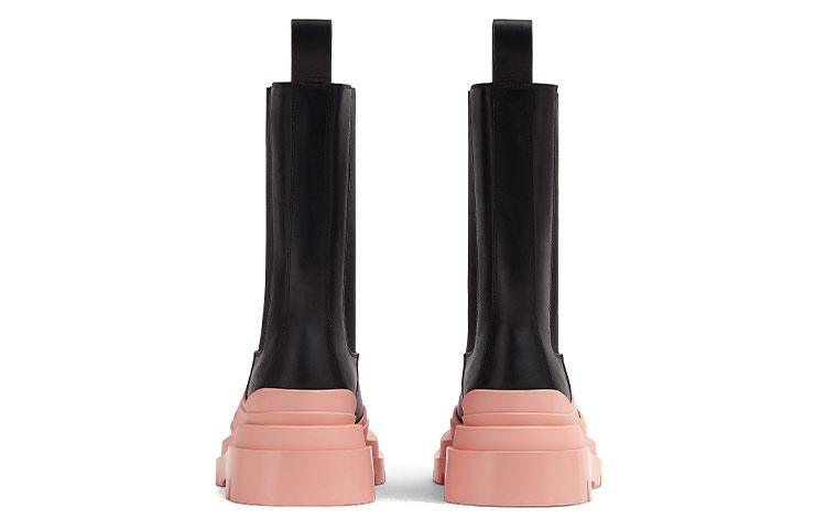 Bottega Veneta Tire Chelsea Boots Women's Black Pink купить в интернет-магазине Yoocart с быстрой доставкой по России.