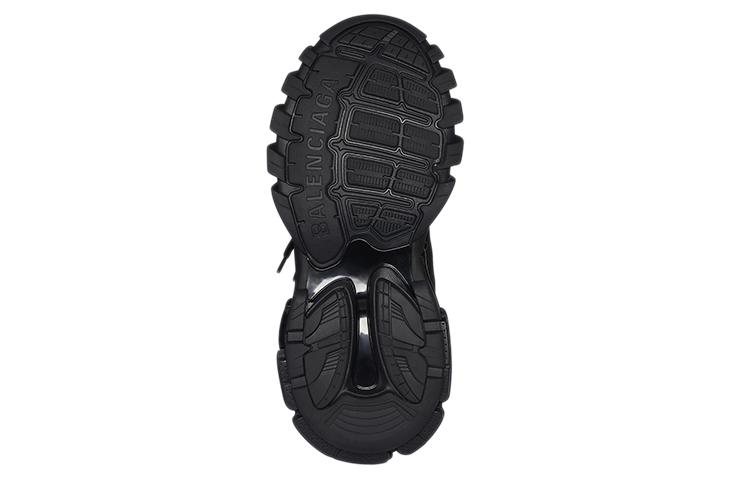 Balenciaga Track Faux Fur Black Black купить в интернет-магазине Yoocart с быстрой доставкой по России.
