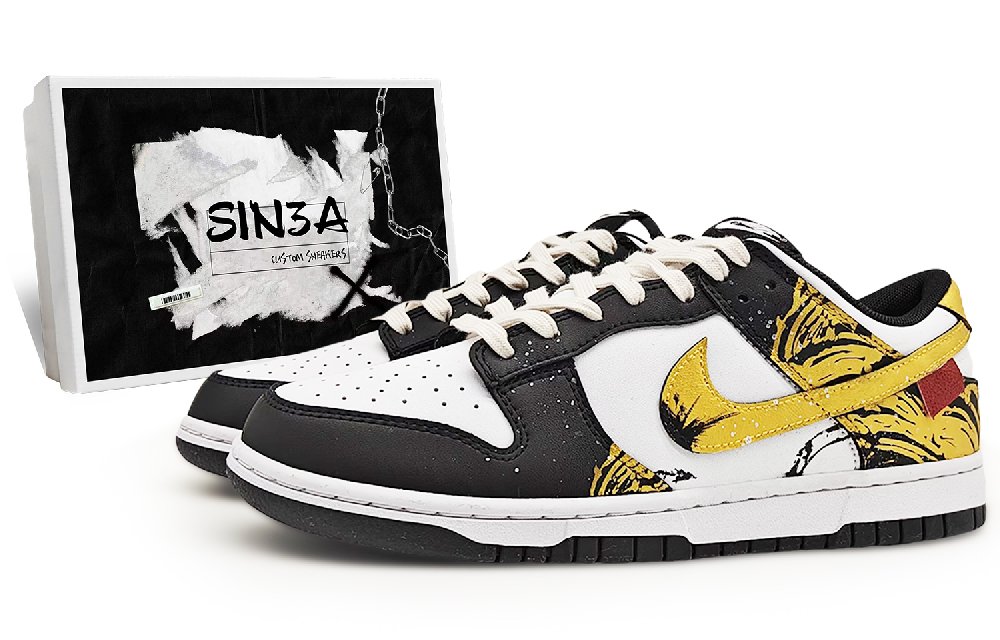 Nike Dunk Anti Slip And Wear Resistant Lightweight Low Top Skateboard Shoes Women's Black Gold