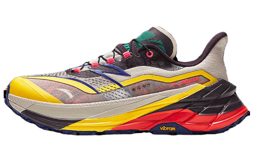 Anta Cushioning, Wear Resistant Low top Running Shoes Men's White Yellow