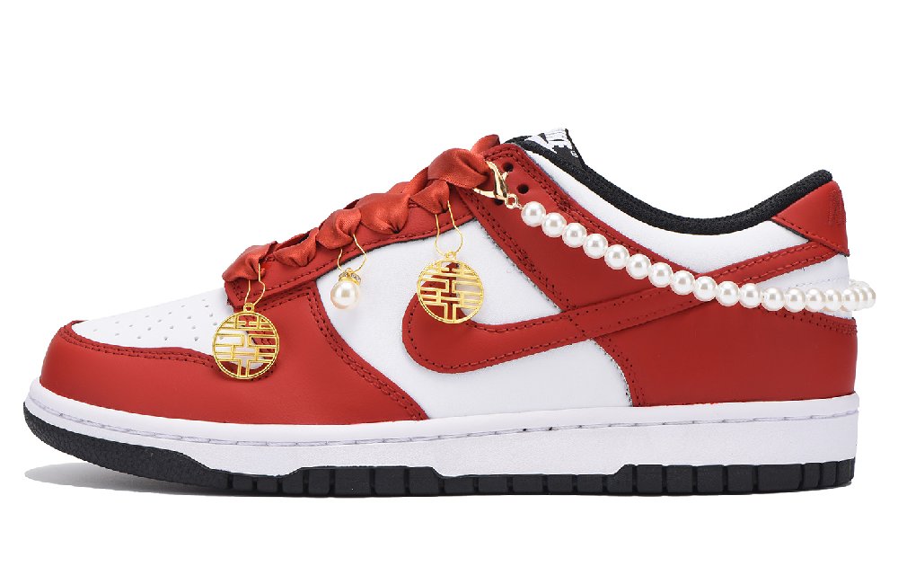 Nike Dunk Coverage Anti-Slip And Wear-Resistant Low-Top Skateboard Shoes Unisex White Red