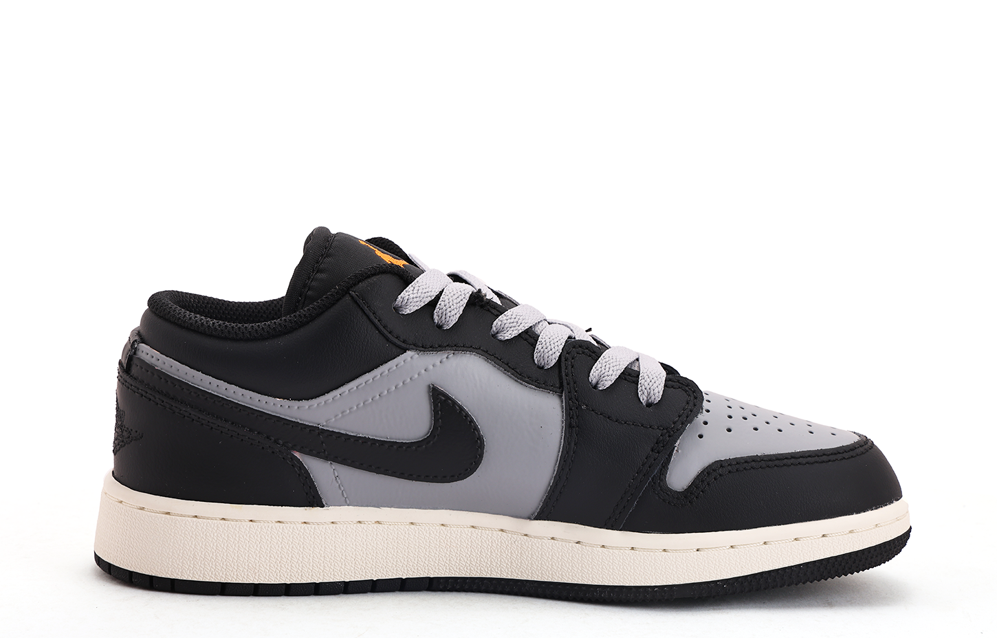 Jordan AIR JORDAN 1 BANNED Abrasion Resistant Low top Vintage Basketball Shoes Unisex Black Gray