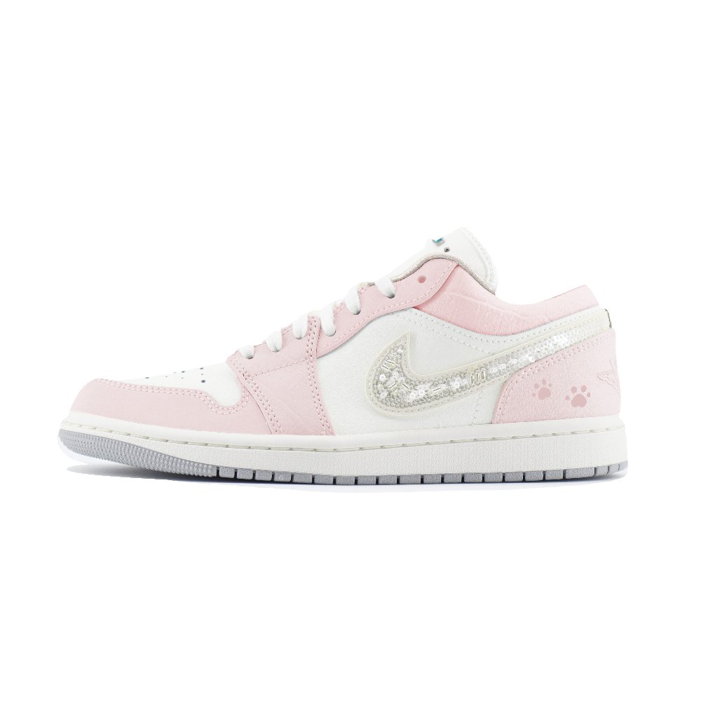 Jordan Air Jordan 1 Creative Art Abrasion Resistant Low Top Vintage Basketball Shoes Women's White Purple