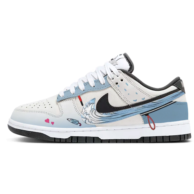 Nike Dunk Low Top Skateboard Shoes Women's White Blue