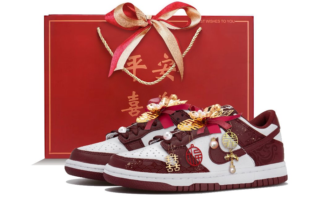 Nike Dunk Shock Absorbers Low Top Skateboard Shoes GS White Red