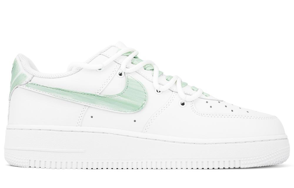 Nike Air Force 1 Slip Resistant, Abrasion Resistant, Lightweight Low Top Skateboard Shoes Women's White Green купить в интернет-магазине Yoocart с быстрой доставкой по России.