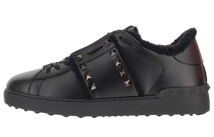 Valentino Rockstud Stylish Skateboarding Shoes Men's Black