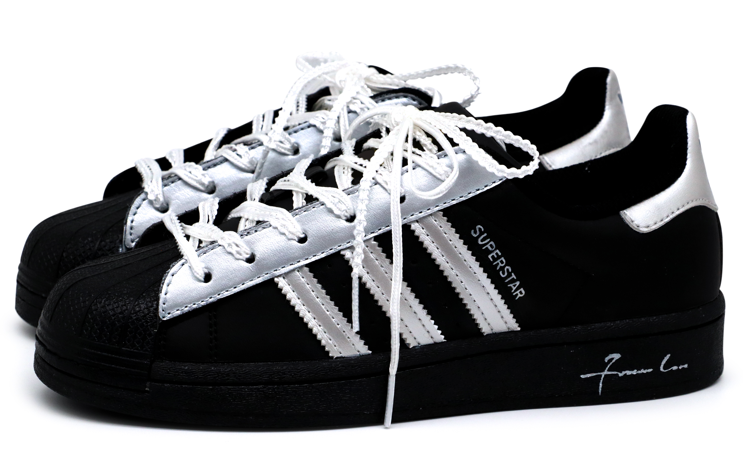Adidas Originals Superstar Skateboard Shoes Unisex Low top Black/Silver купить в интернет-магазине Yoocart с быстрой доставкой по России.