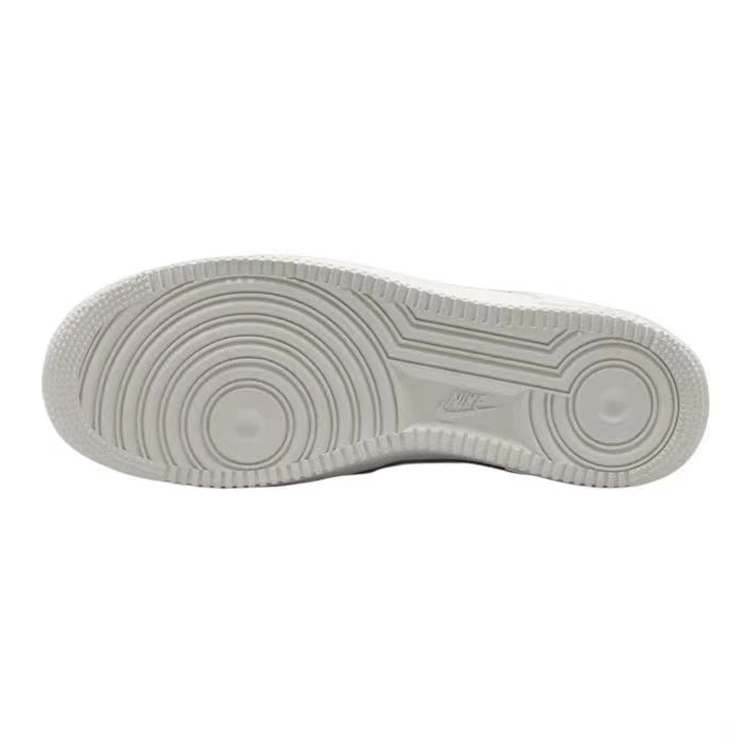 Nike Air Force 1 Anti-Slip And Wear-Resistant Lightweight Low-Top Skateboard Shoes Unisex White купить в интернет-магазине Yoocart с быстрой доставкой по России.