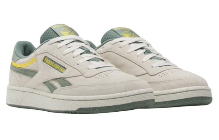 Reebok Club C Revenge Trek Green Classic Yellow Bone купить в интернет-магазине Yoocart с быстрой доставкой по России.