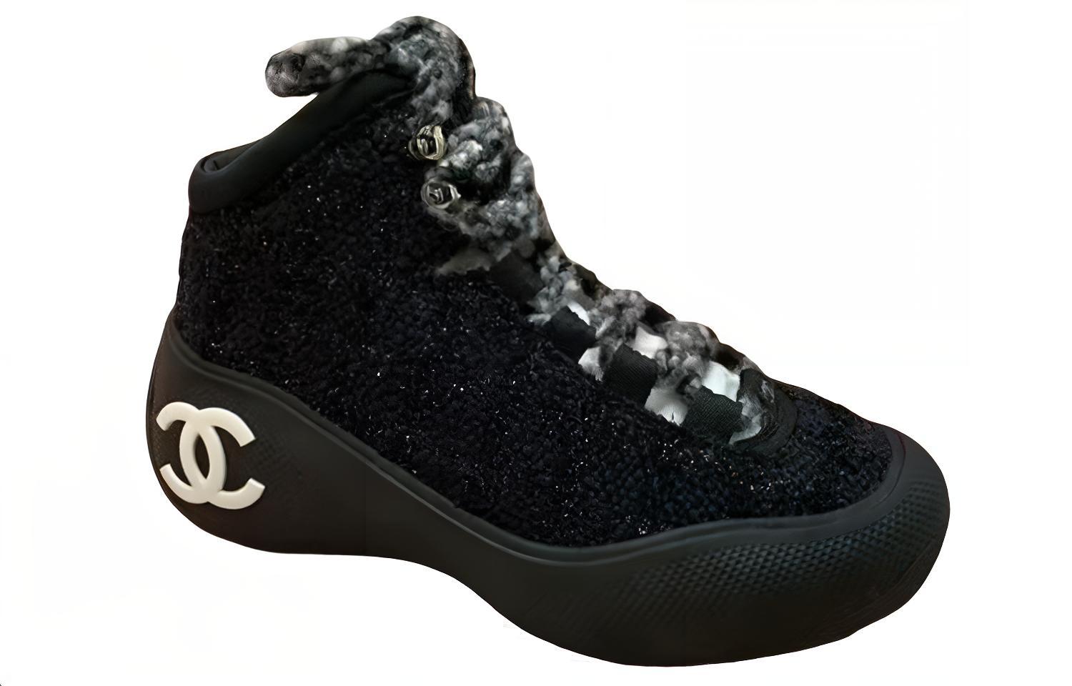 CHANEL 22N Skiing Capsules Cushioning, Wear Resistant High Top Casual Shoes Women's Black купить в интернет-магазине Yoocart с быстрой доставкой по России.