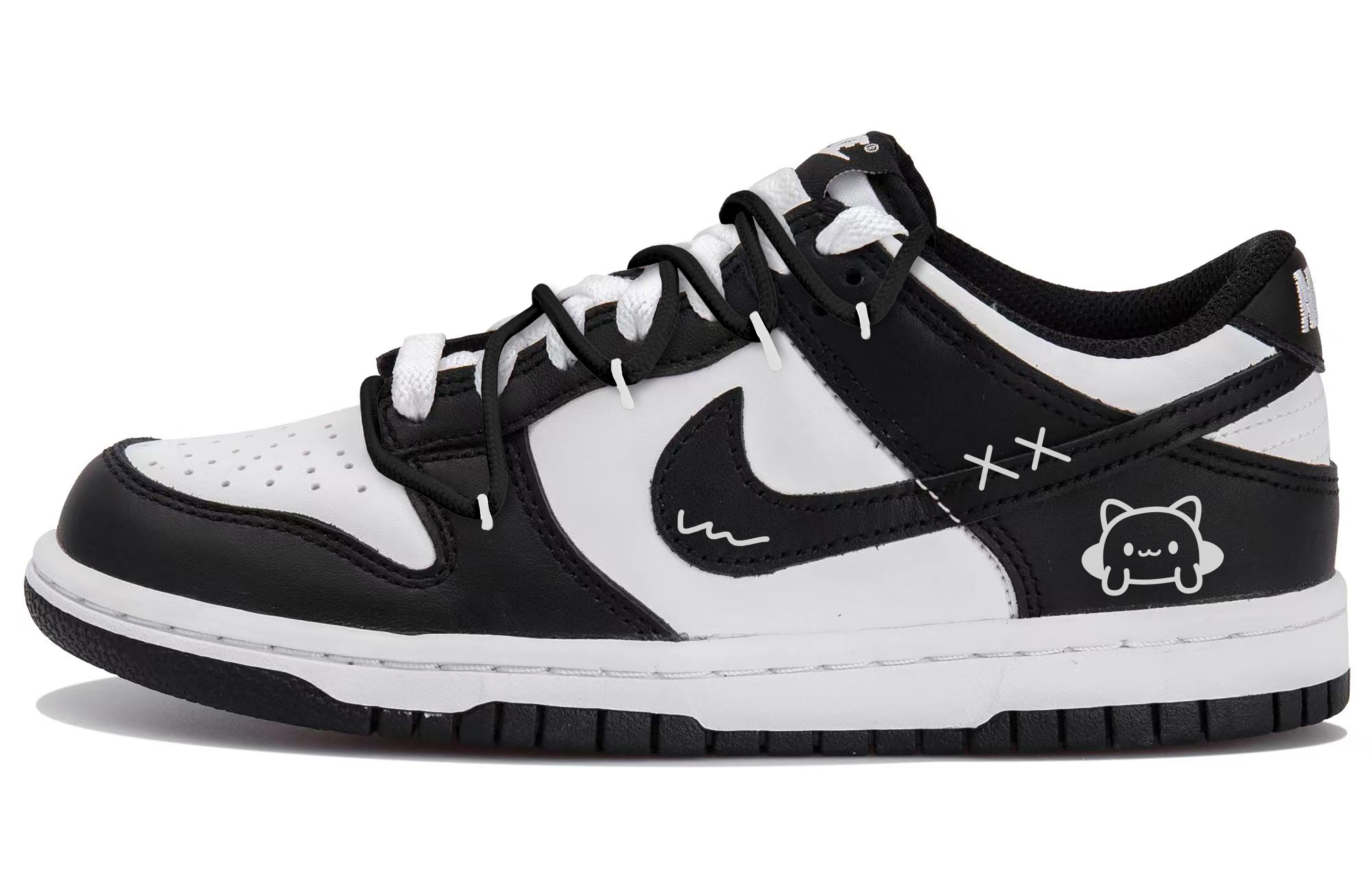 Nike Dunk Slip Resistant Abrasion Resistant Low top Skateboard Shoes GS Black White