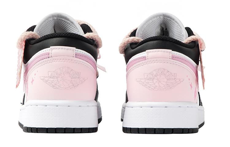 Jordan Air Jordan 1 Low Top Vintage Basketball Shoes Women's Black Pink купить в интернет-магазине Yoocart с быстрой доставкой по России.